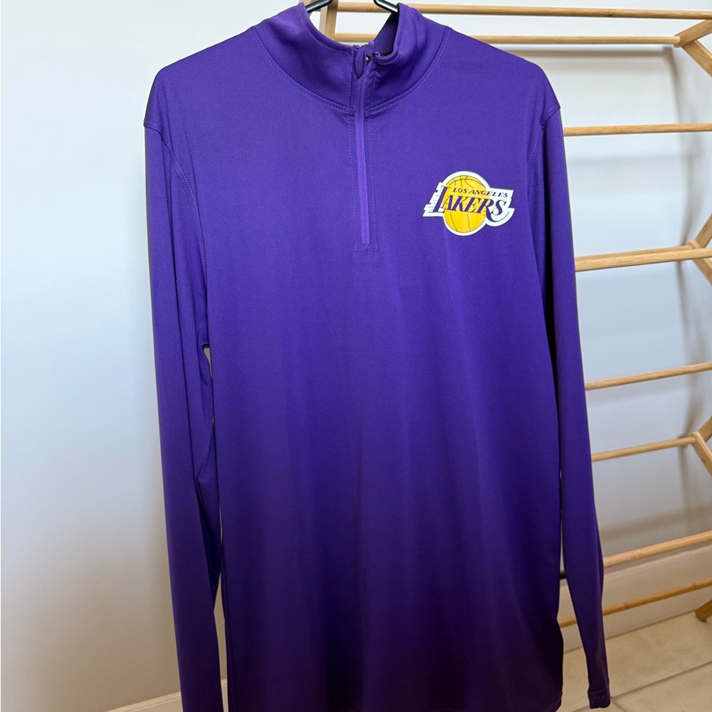 Licensed Laker’s quarter zip - men’s m - like new